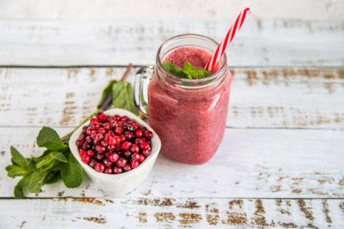 Zdravé ovocné smoothie s brusnicami